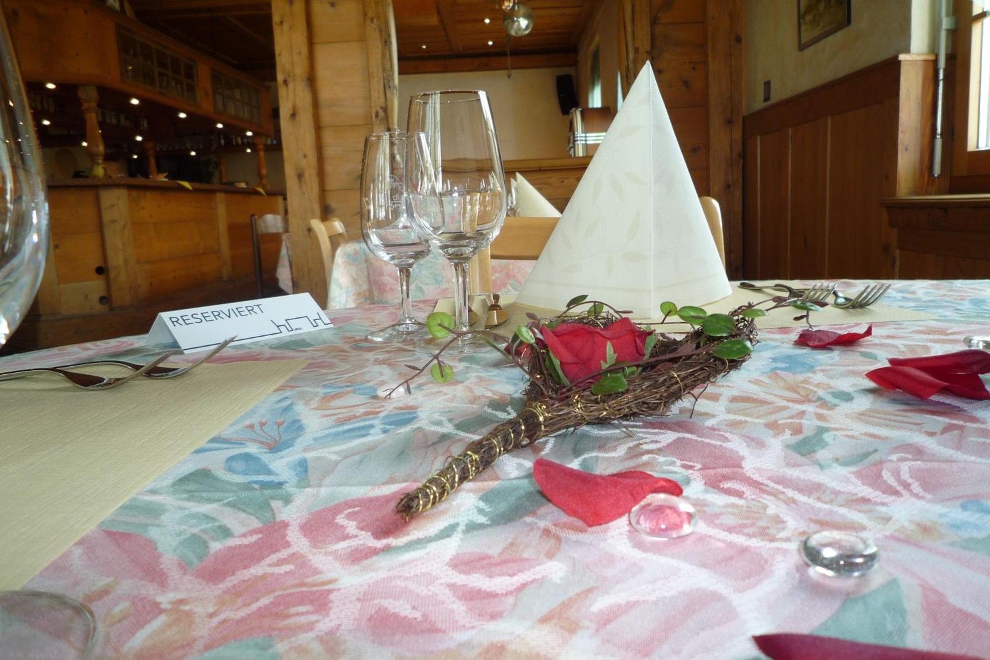 Hotel Restaurant Jura Kerzers Eksteriør bilde