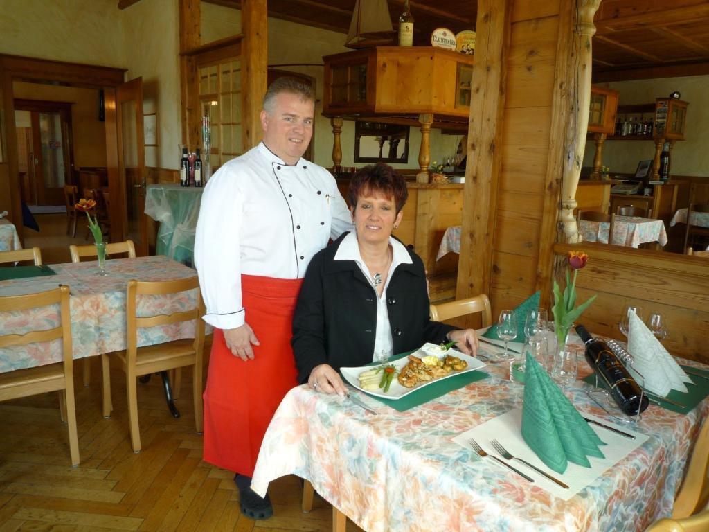 Hotel Restaurant Jura Kerzers Eksteriør bilde